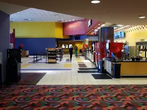 AMC CLASSIC Hobart 12