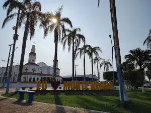 Praça da Prefeitura (Pracinha) Praça Paulo Miotto