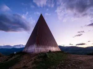 Piramide della Luce