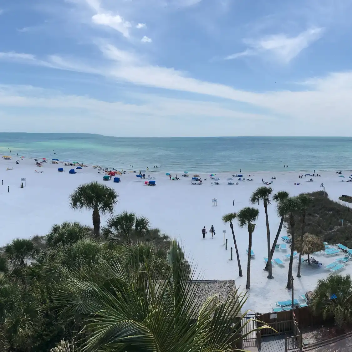 Hotels near Crescent Beach