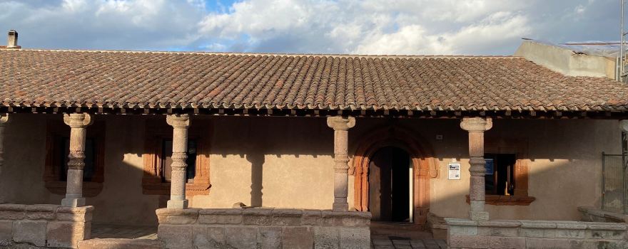 Casa Aragonese