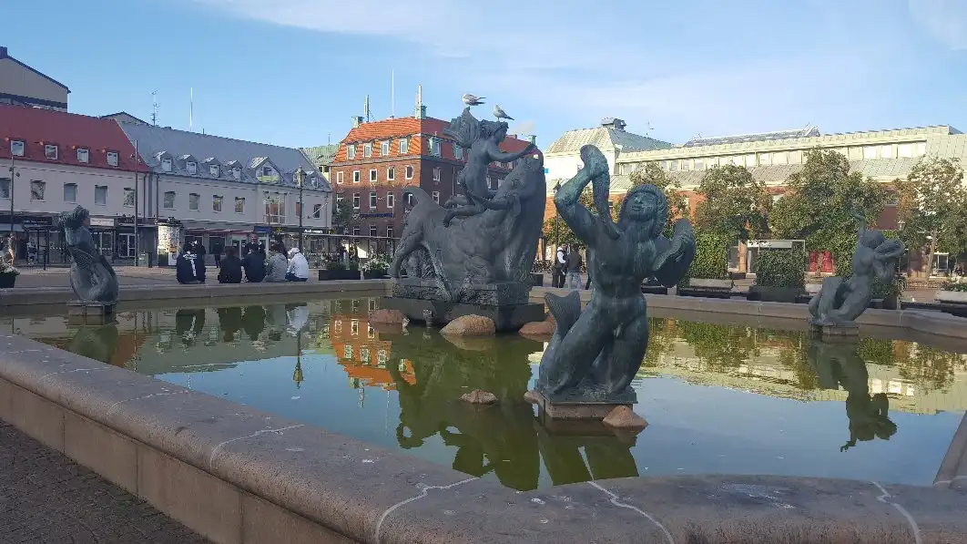 Hotels near Europe And The Bull