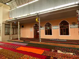 Oqariq Mosque