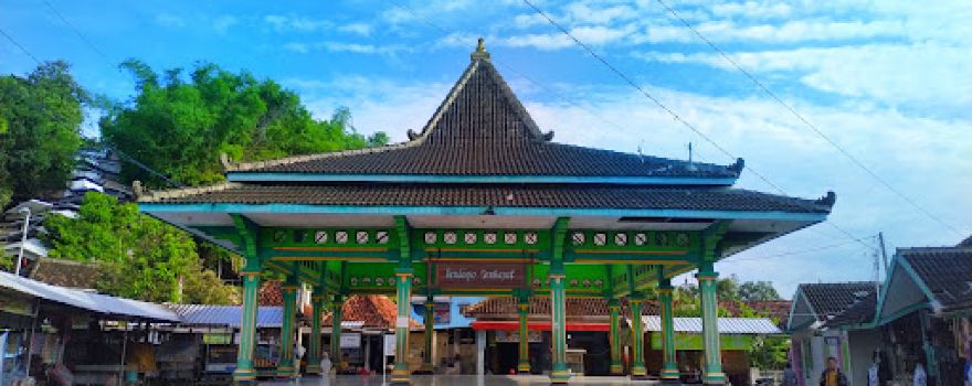 Makam Sunan Bayat Ki Ageng Pandanaran