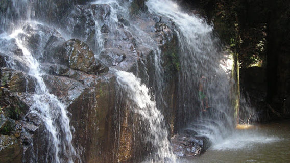 Air Terjun Guruh Gemurai