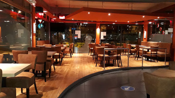 De Max! - Bowling, pool, ribbetjes