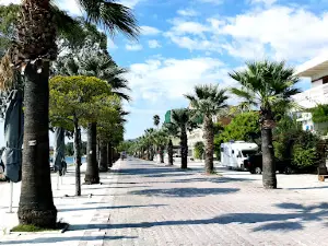 Heroes Square