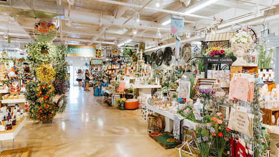 Dutch Growers Saskatoon