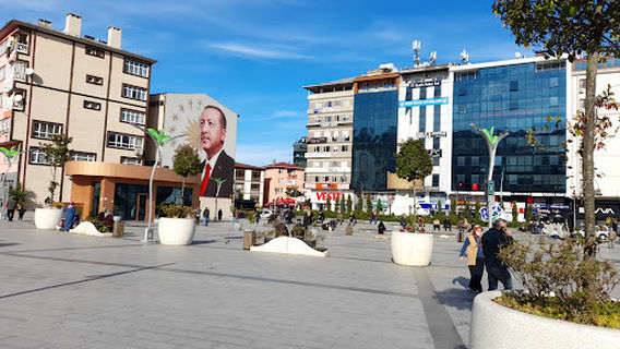 Rize Square Park