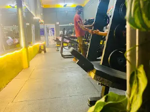 RG FITNESS CLUB