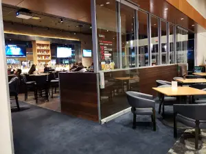 Marcus BistroPlex Southridge