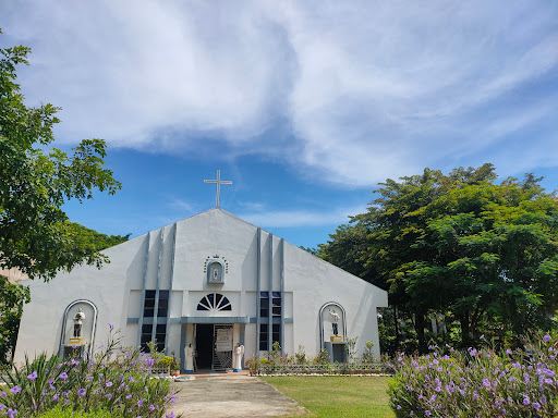 Compare 3 airports near Urdaneta City