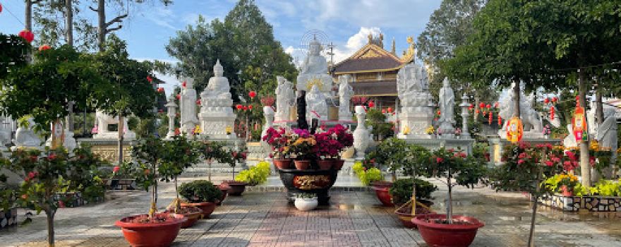 Vinh An Temple