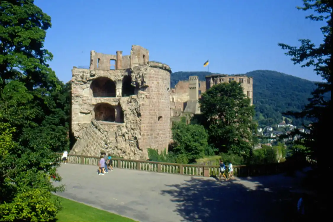Hotel in zona Dicker Turm (Schloss)
