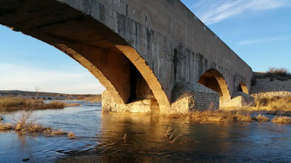 Hotels near Pecos River Flume