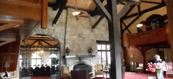 Hotels in Giles County
