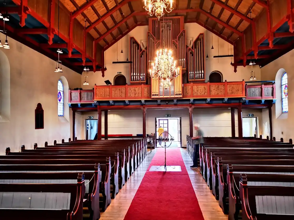 Hotels near Raufoss Kirke