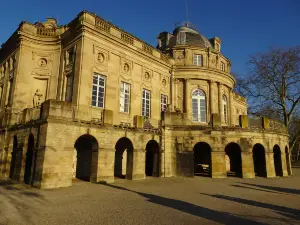 Monrepos Lakeside Palace