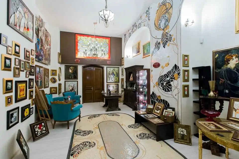 Hotels near Art Georgies - Gallery, tea & coffee