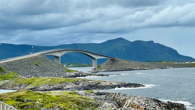 Storseisundet Bridge