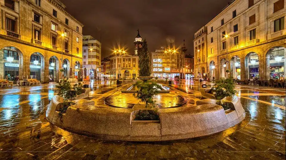 Hotel in zona Piazza Monte Grappa