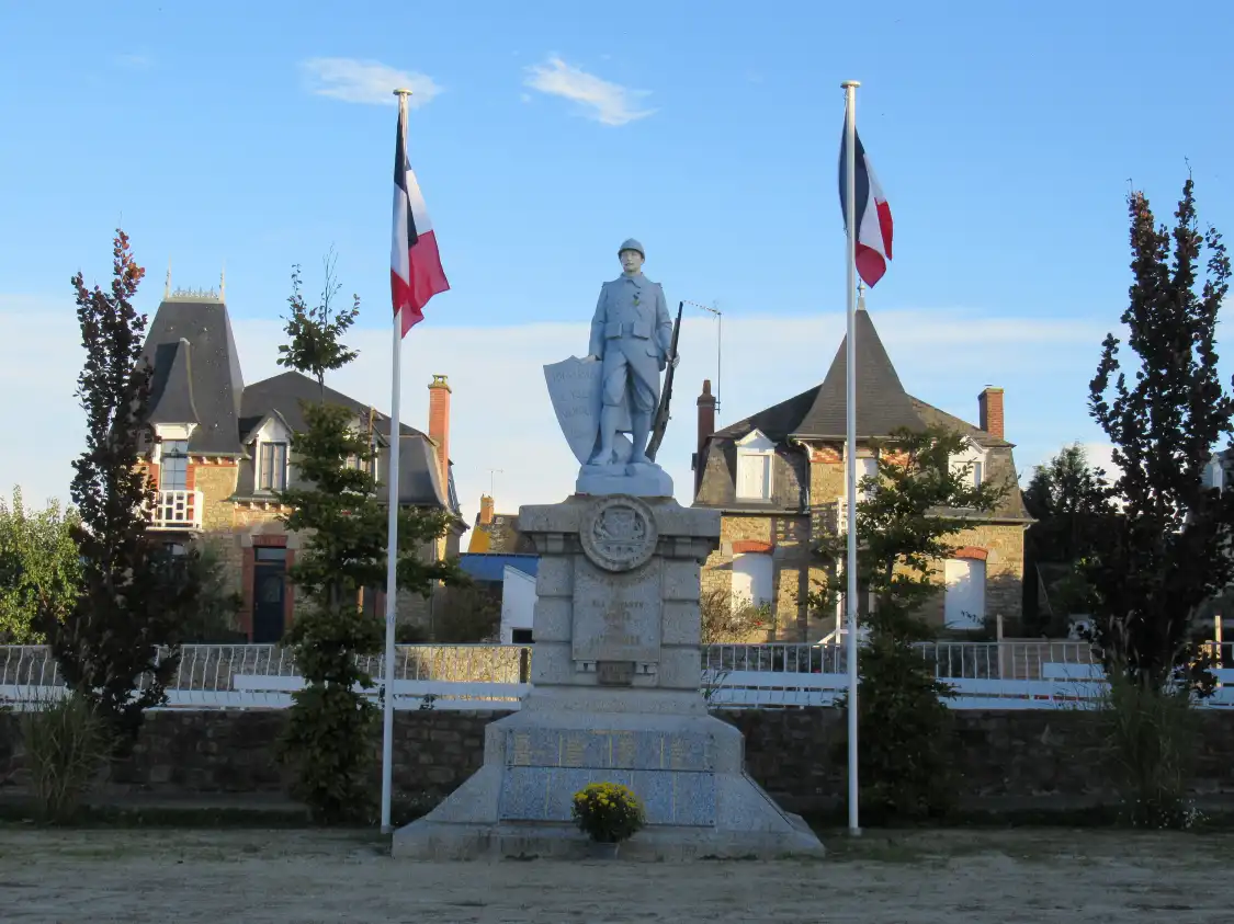 Hotels near Eglise Notre-Dame de Pontorson