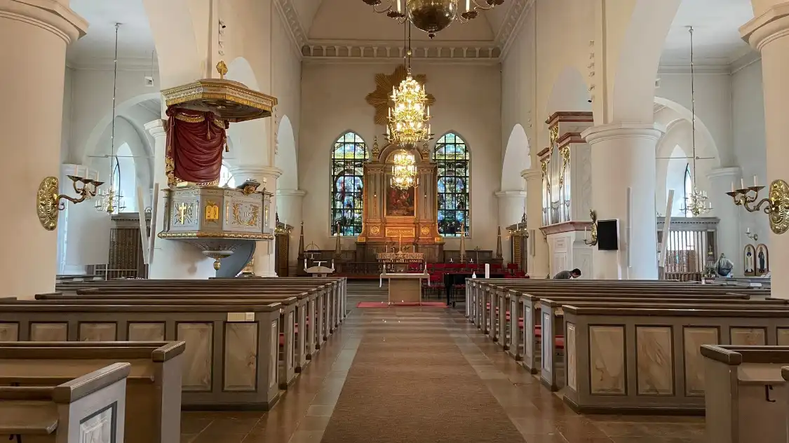 Hotels near Kristine Kyrka
