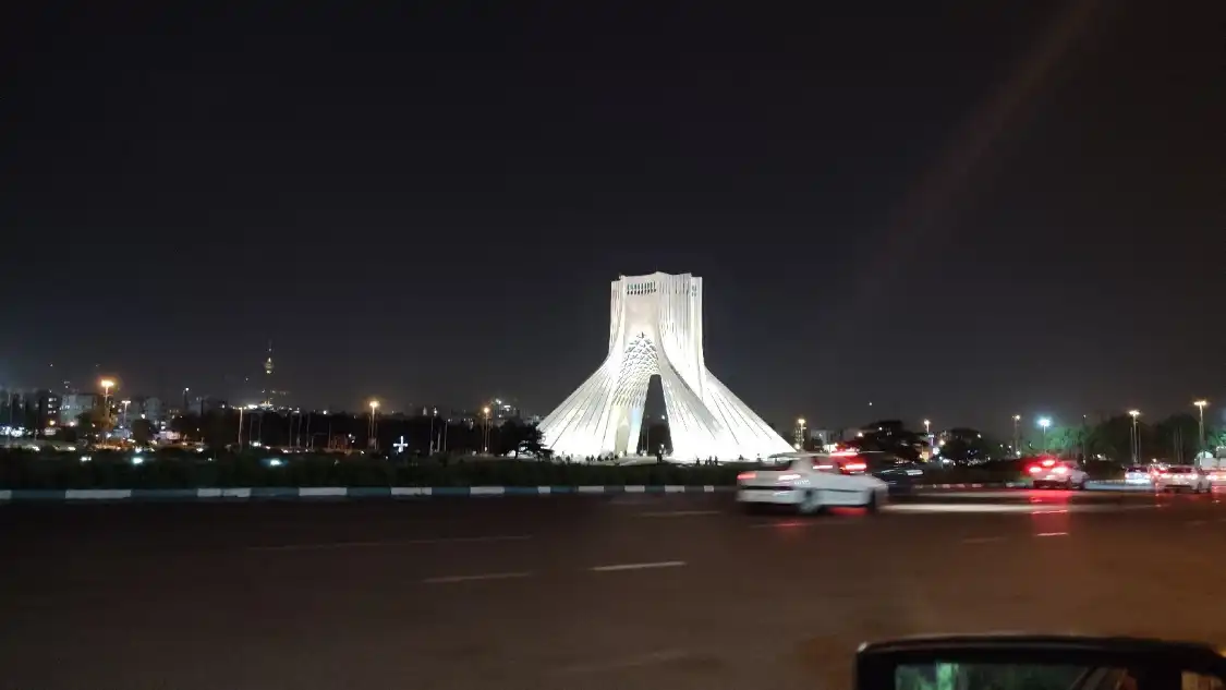 Hotels near Sa'dabad Cultural and Historical Complex