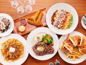 Hard Rock CAFE