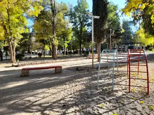General San Martin Plaza