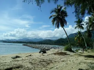 Lapangan Desa Lhok Aman