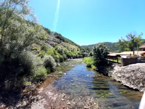 Merendero de Vegacervera