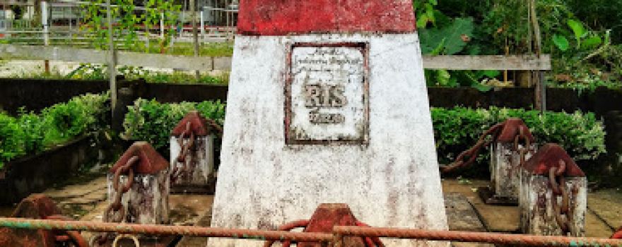 Monument van de Verenigde Staten van Indonesië ( RIS ) Melawi