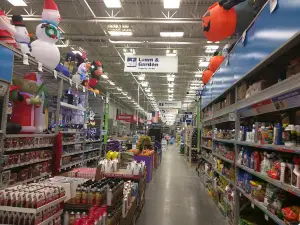 Lowe's Garden Center