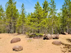 Zhukovlyanskie Boulders