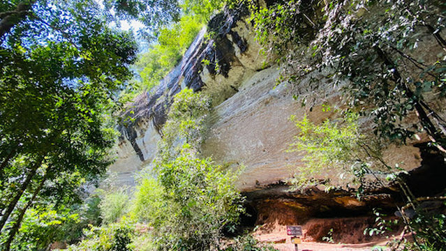 Huai Luang Waterfall, Phu Chong Na Yoi