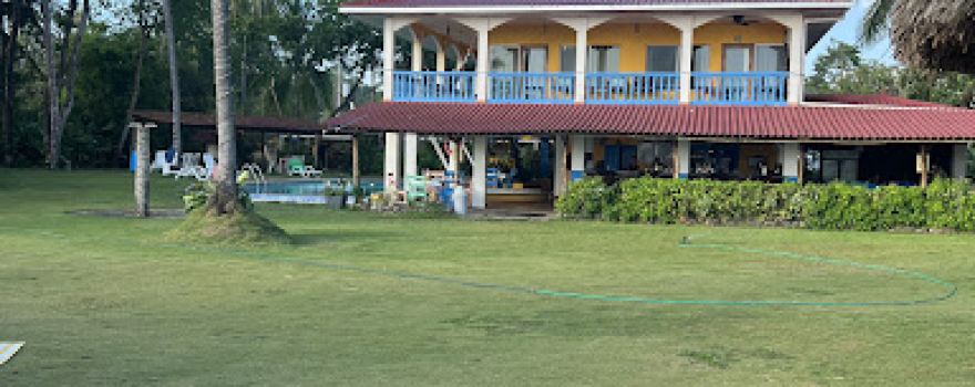 Beach Yoga & Massage Panama
