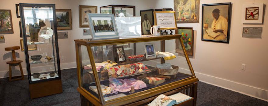 LEIGHTON PUBLIC LIBRARY & MUSEUM