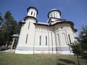 Biserica Prapor
