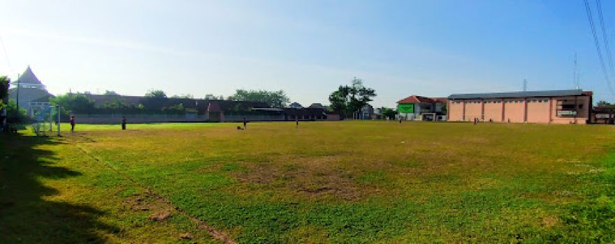 Lapangan Desa Gulang