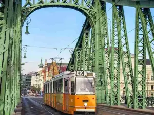 Liberty Bridge