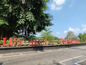 Alun-Alun Purwodadi