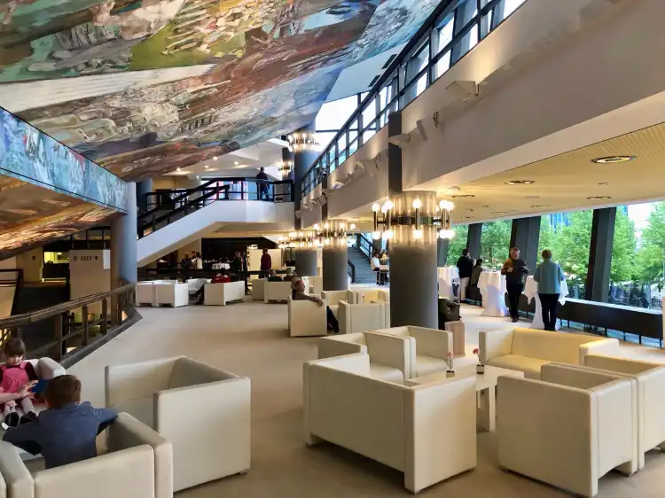 Hotel dekat Gewandhaus