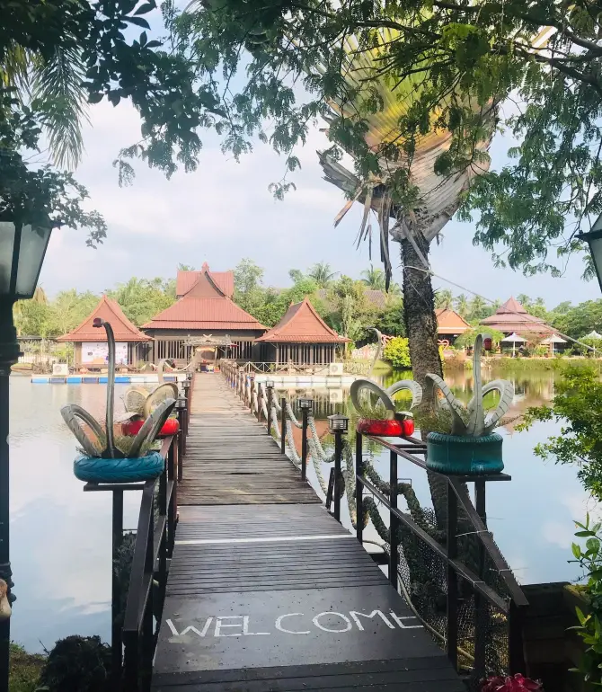 Ban Khai