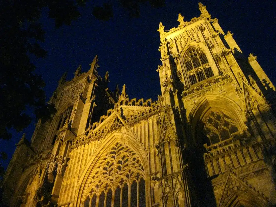 Hotels near York City Church