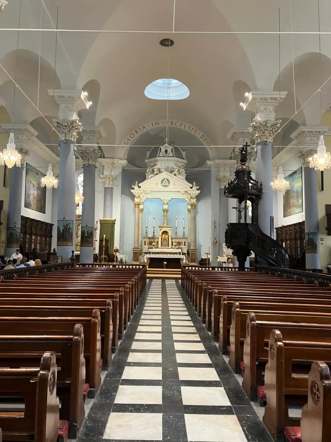 Hotel in zona Cattedrale della Santissima Trinità