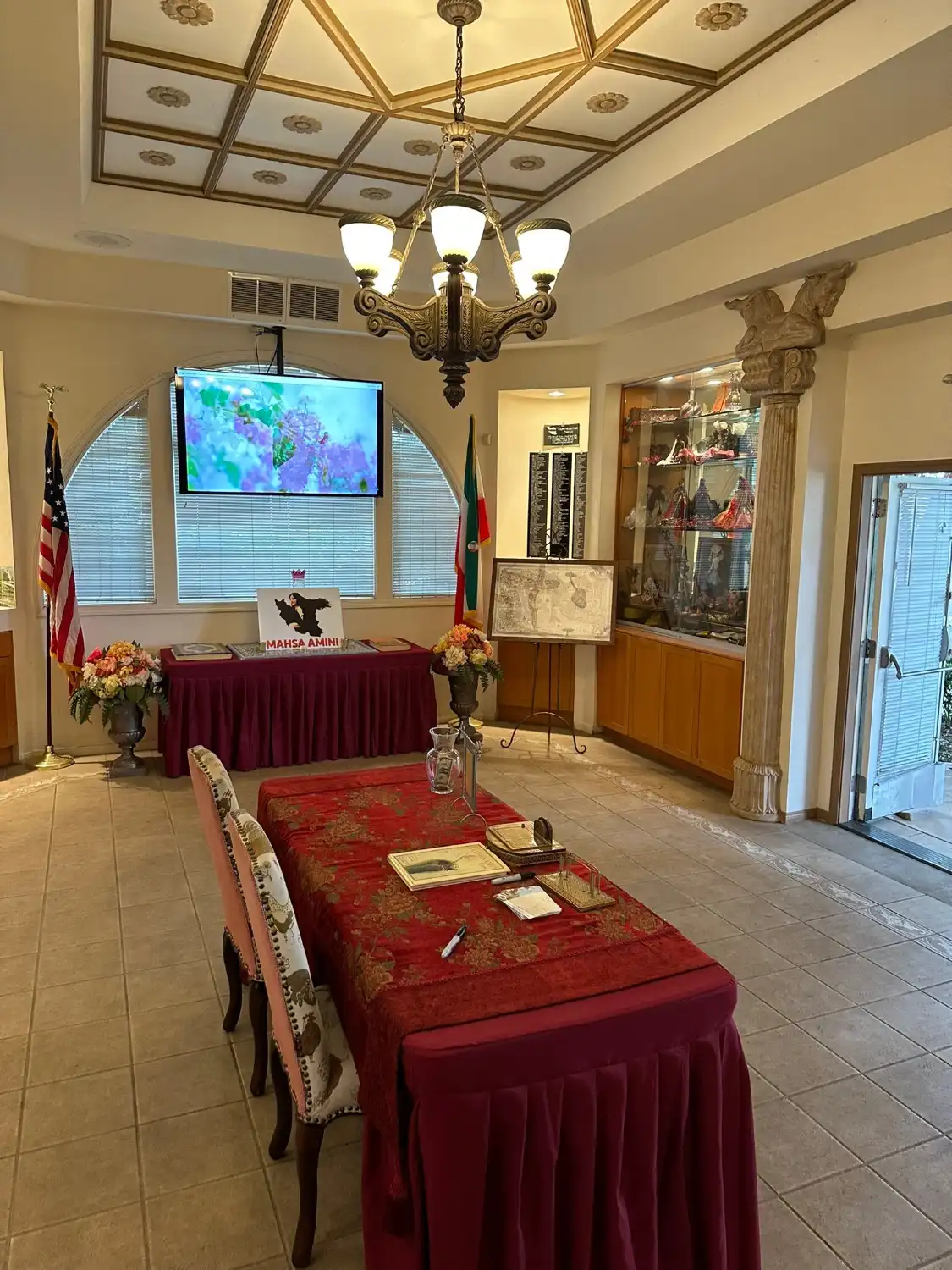 Hotels near House of Pacific Relations International Cottages