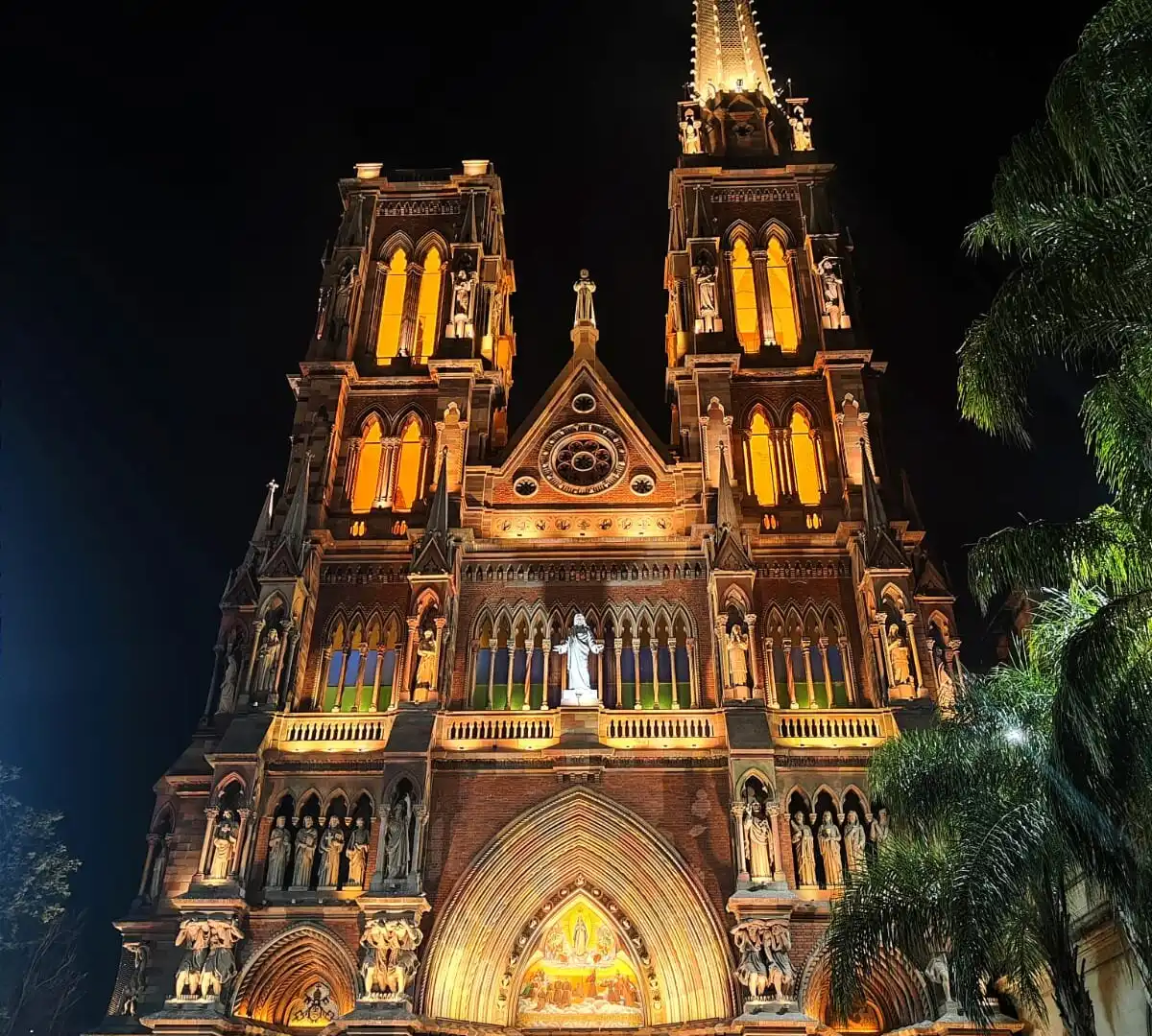 鄰近Iglesia de Los Capuchinos的酒店