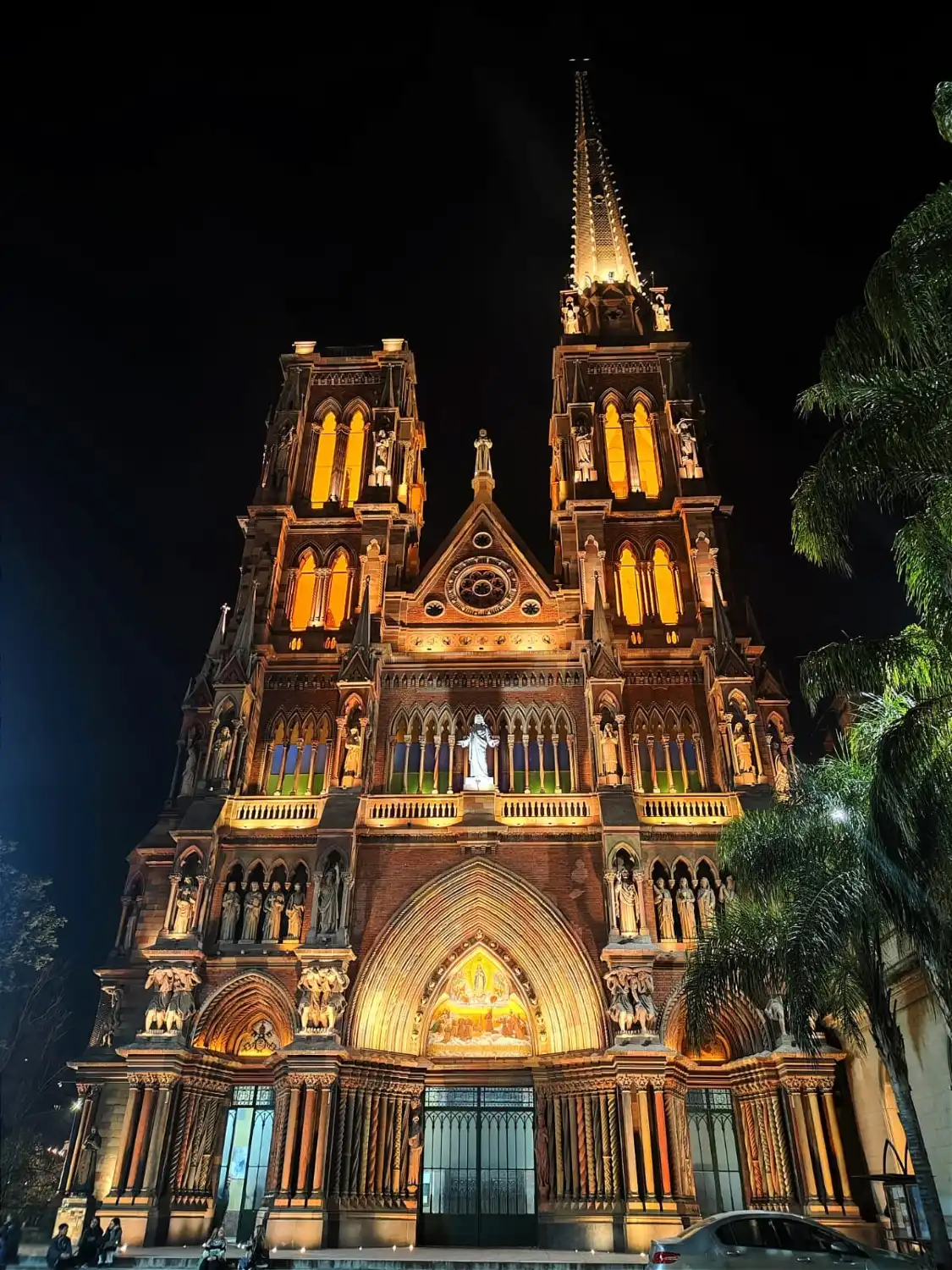 Hotels near Iglesia de Los Capuchinos