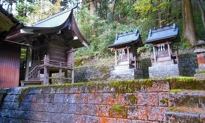 湯本神社